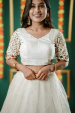 TAK213 - Image 2