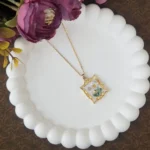 Anti tarnish chain with coloured 3d vintage Pendent - JWL001