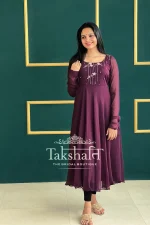 TAK319 - Image 2